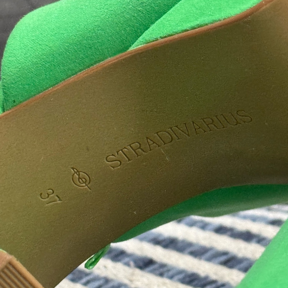 Green Stradivarius Slide On Sandals View 2